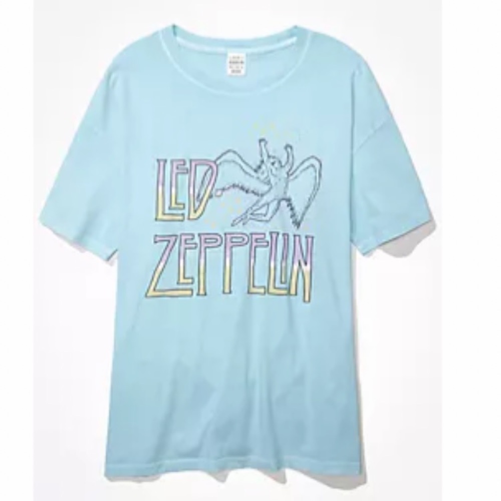 American Eagle Band T-shirt.  Led Zepplin,  light blue size L/XL.